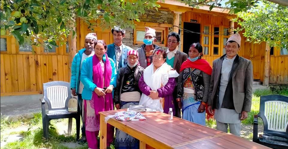 मन्त्री नेपाली हुम्लामा अलपत्र 